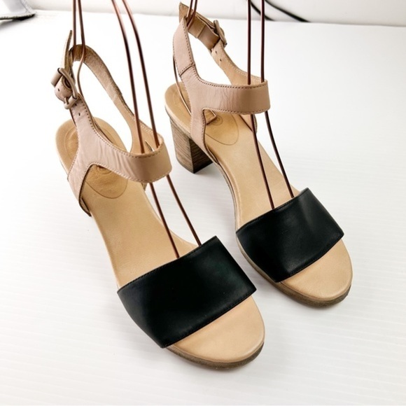 MM6 Sandals womens size 8.5 Ankle Strap Leather Two Toned Block Heel - Picture 2 of 10